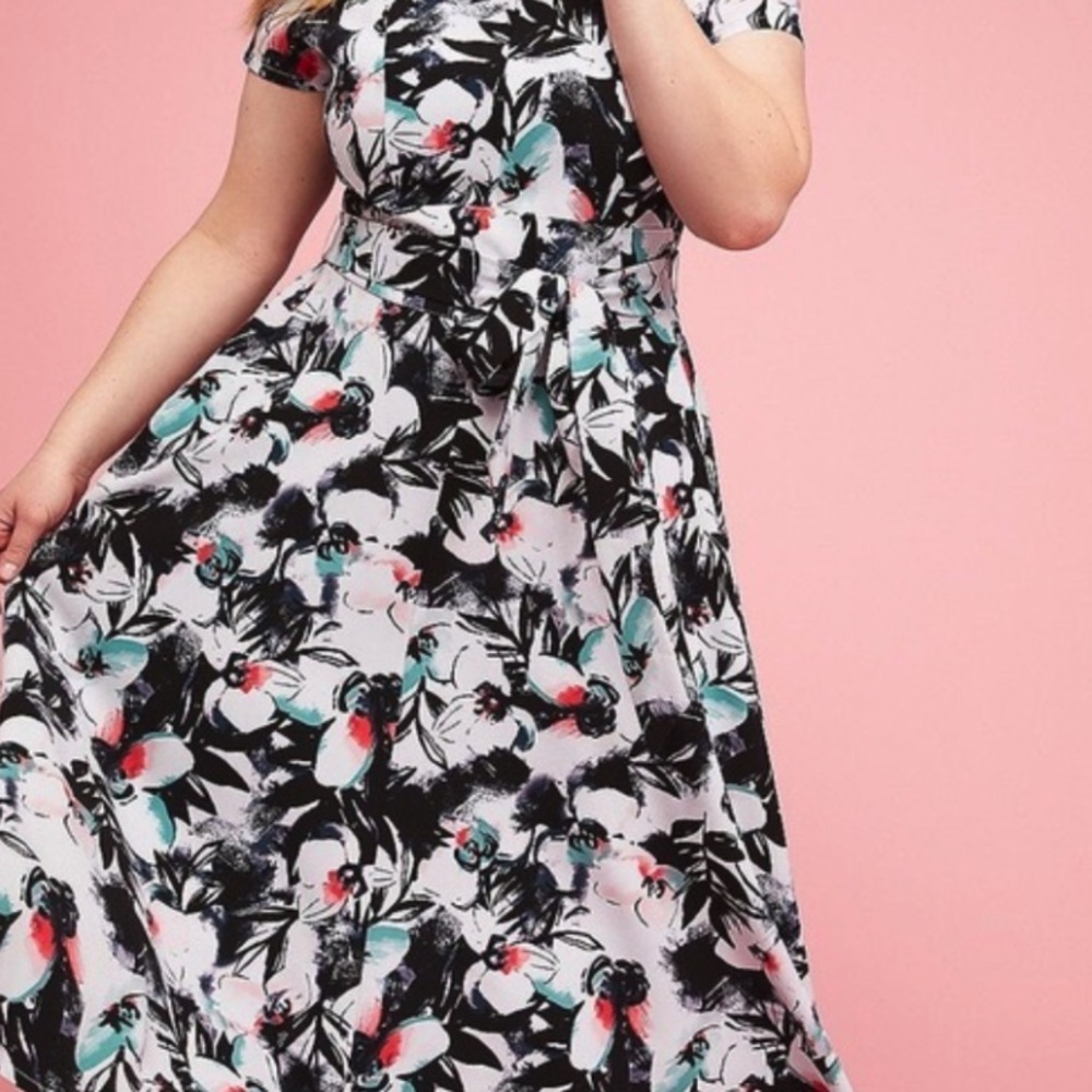 Lane Bryant Women Size 14 NWT Hi-Low Floral Multicolor Waist Tie Maxi Dress